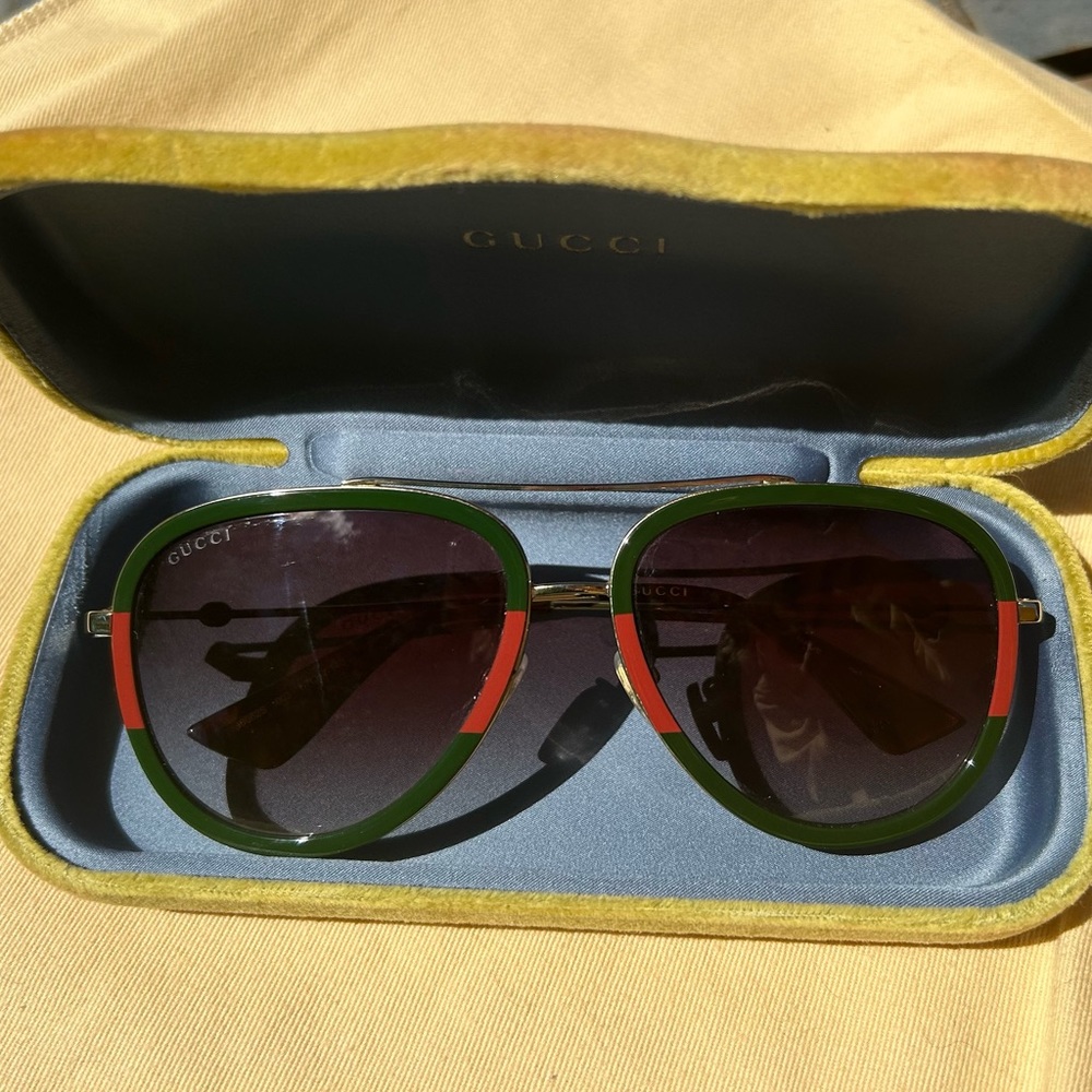 Authentic Gucci GG0062S003 Sunglasses Green/Red